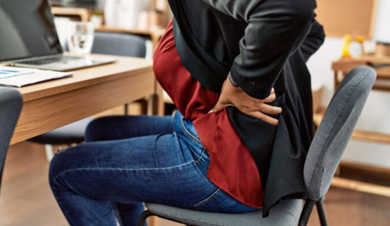 Best Back pain treatment in Delhi