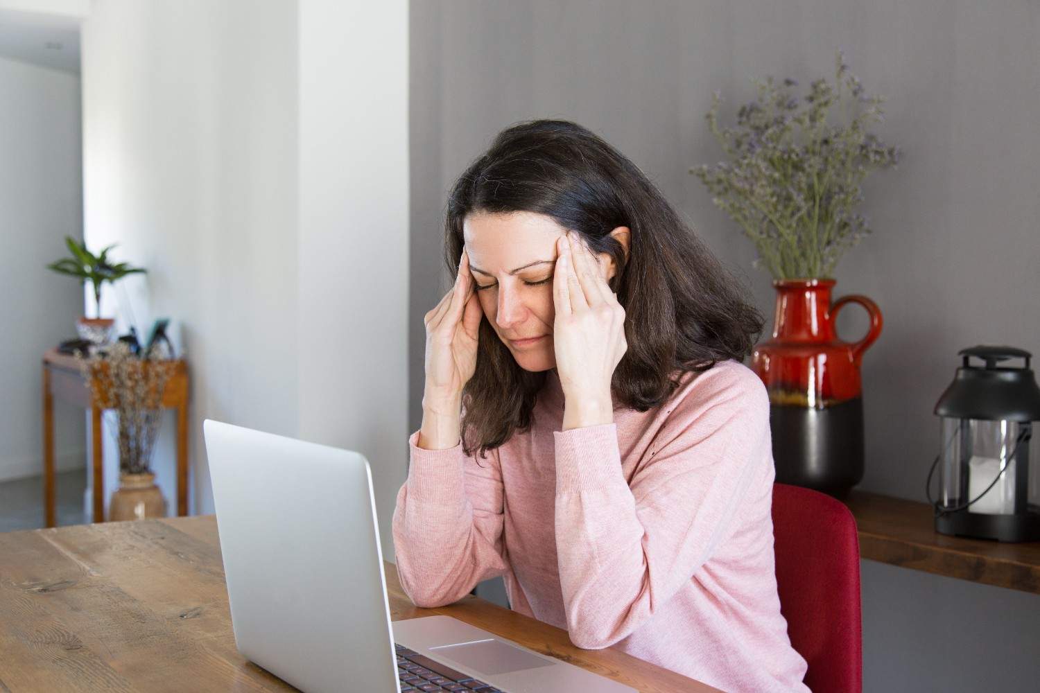 Best Migraine Specialist in Delhi