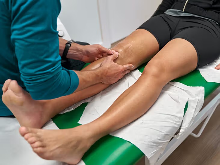 Knee Pain Treatment in Dilshad Garden
